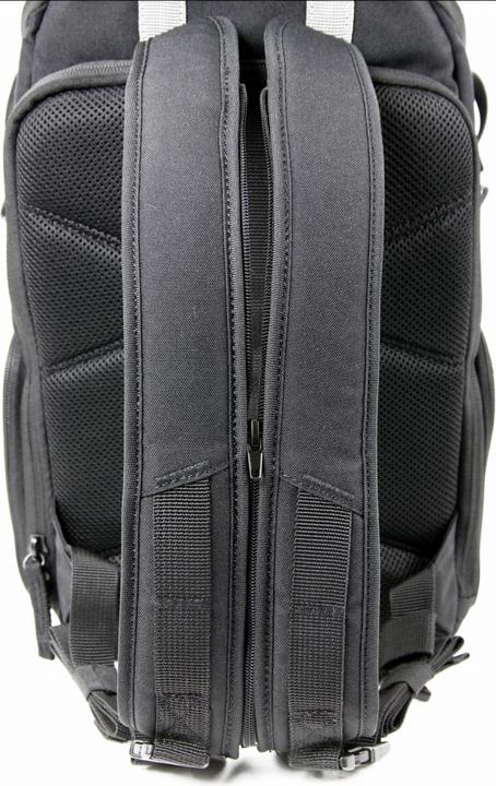 Actual product image Vanguard Veo Discover 46 sling bag (Photo backpack)