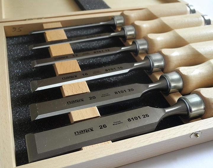 Actual product image Narex Chisel set with Wooden handles in Wooden case, 6 pieces (26 mm)