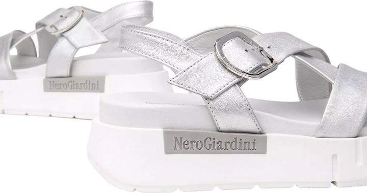Actual product image Nero Giardini Sandalen (41)