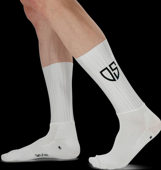 Actual product image Dirtysox Aero Socks - White (40 - 43)