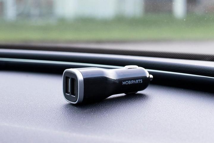 Immagine prodotto Mobiparts Car Charger Dual USB 12W/2.4A + Micro USB Cable Black