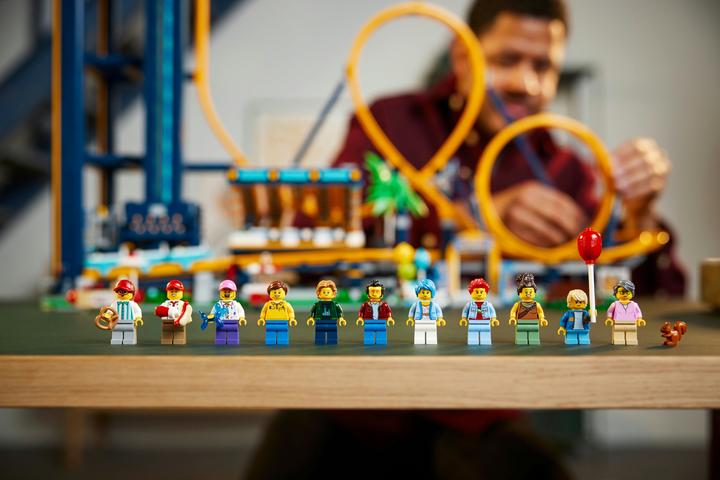 Productafbeelding LEGO Lusvormige achtbaan (10303, LEGO Icons, LEGO Zeldzame Sets)