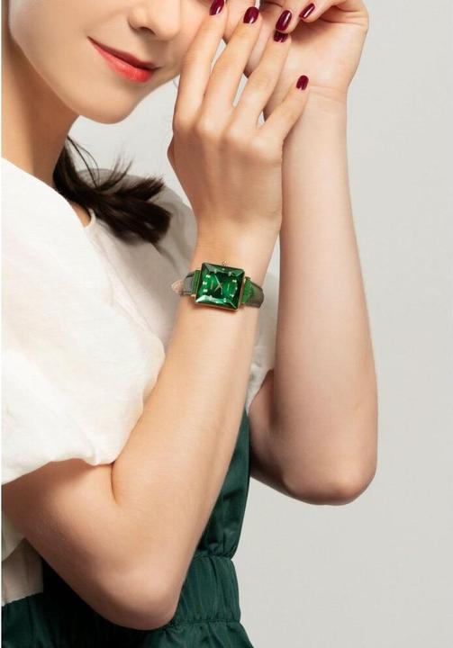 Actual product image Jowissa Facet Princess Swiss Ladies' Watch J8.063.M (Watch with gemstone, 25 mm)