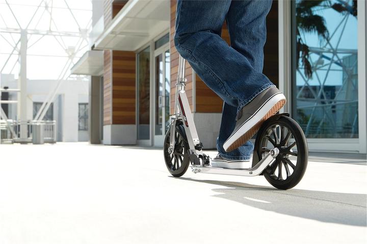 Immagine prodotto Razor Scooter A6 - Argento 23L (MC2)