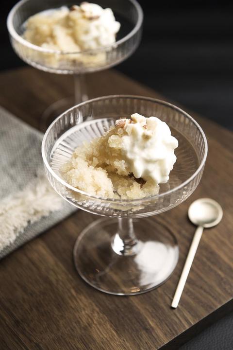 Immagine prodotto Ferm Living Ondulazione (15 cl, 2 Occhiali, Bicchieri da champagne)