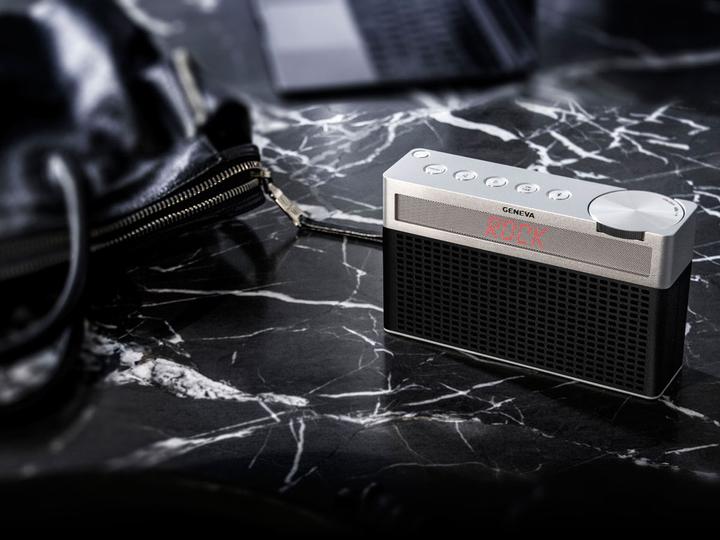 Actual product image Geneva Model Touring S (FM, DAB+)