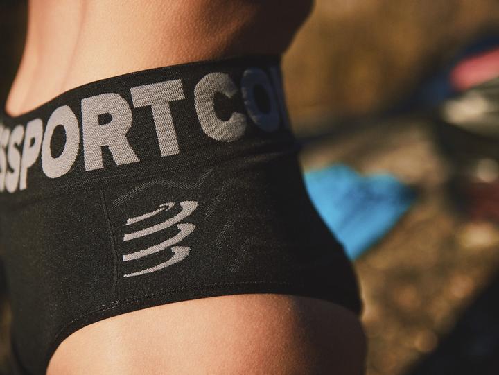 Actual product image Compressport Seamless Boxer W (S)
