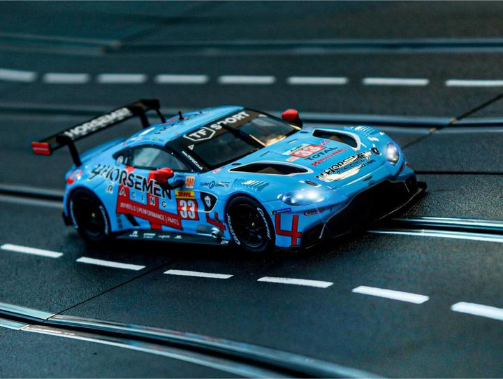 Immagine prodotto Carrera Aston Martin