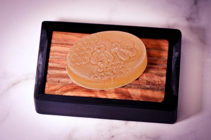 Produktbild Vivi Soaps Seifenablage aus Schiefer und Olivenholz