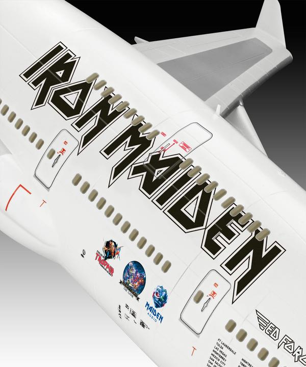 Actual product image Revell Boeing 747-400 Ed Force One