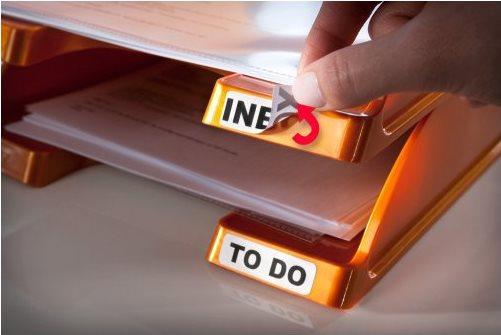 Actual product image Avery Universal labels