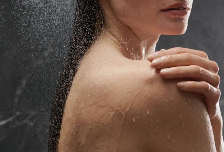 Immagine prodotto hansgrohe Soffione Rainfinity a 3 getti con braccio doccia : Colore - nero spazzolato cromo/grafite (3 Tipi di raggi, 28.10 l/min)