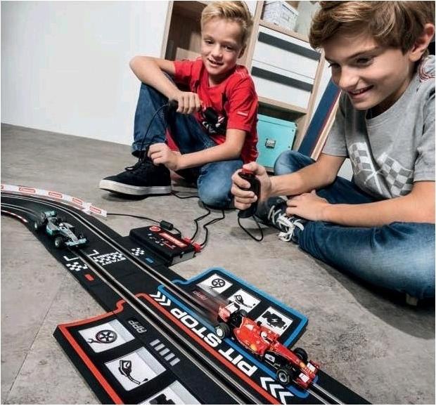 Actual product image Carrera Plus - Pitstop game