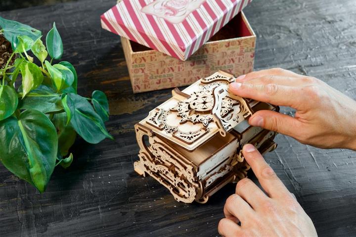 Produktbild Ugears Antik-Schatulle (185 Teile)
