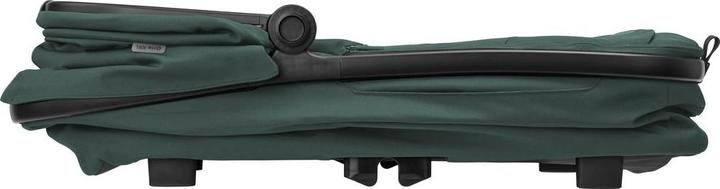 Actual product image Maxi-Cosi Takes comfort to the field