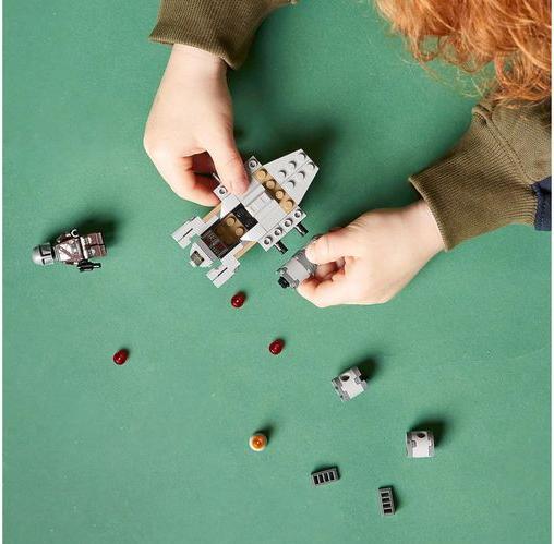 Actual product image LEGO Razor Crest Microfighter (75321, LEGO Star Wars)