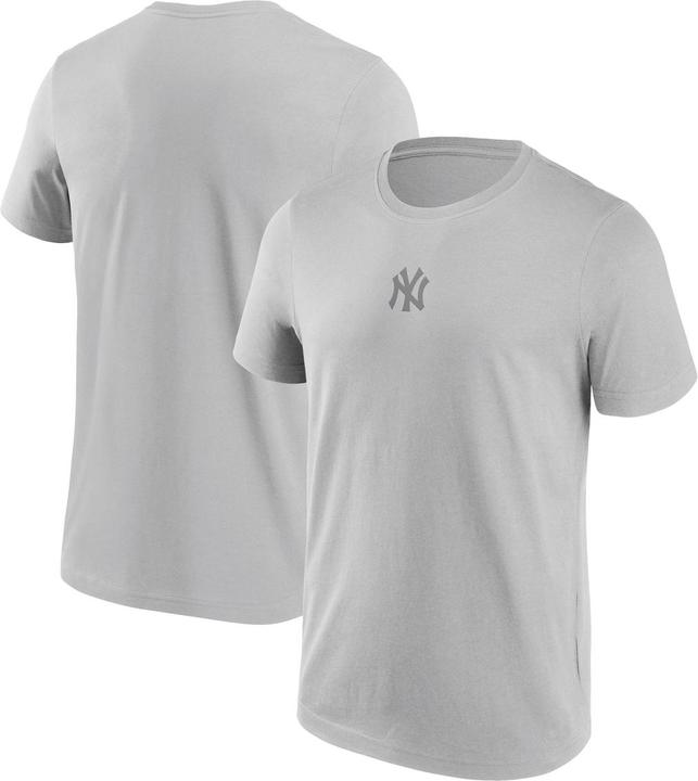 Fanatics New York Yankees Embroidered T-Shirt XL (XL)