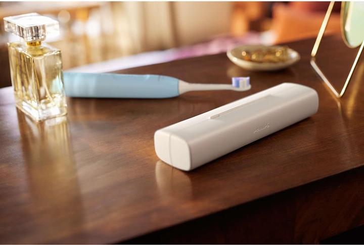 Actual product image Philips Sonicare Series 6100 (Sonic toothbrush)