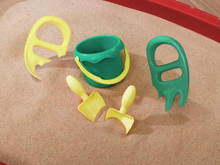 Actual product image Step2 Naturally Playful Sand Table