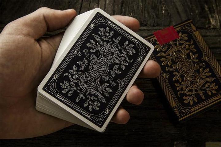 Actual product image Theory11 Monarchs playing cards (English)