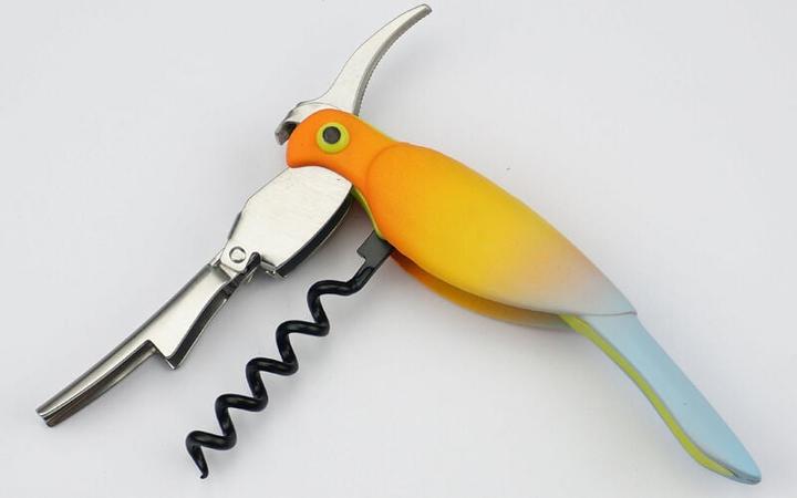 Winkee Corkscrew Parrot (Corkscrew)