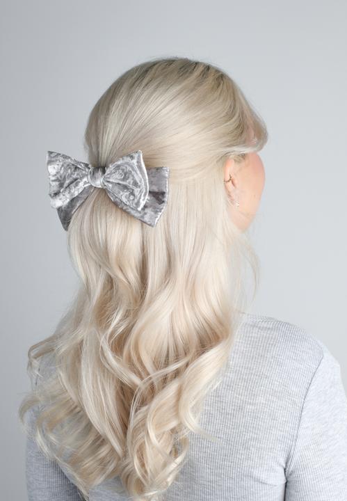 Produktbild Trisa Fashion Barrette mit Samtschleife grau