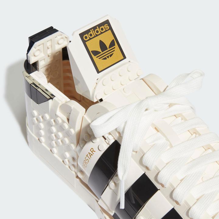 Image du produit LEGO Adidas Originals Superstar (10282, LEGO Icons)