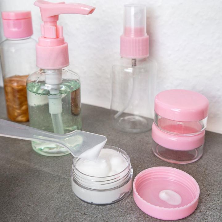 Actual product image Intirilife Bottle Set in ROSA TRANSPARENT