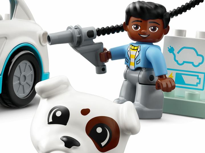 Produktbild LEGO Parkhaus mit Autowaschanlage (10948)