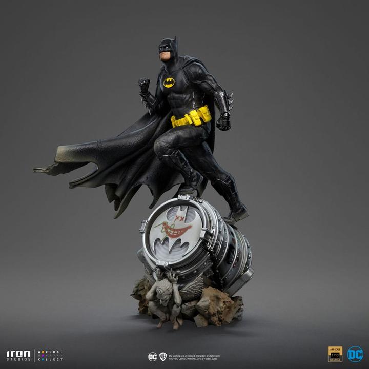 Immagine prodotto Iron Studios Statua DC Comics BDS Art Scale 1/10 Batman Deluxe (Versione Nera Esclusiva) heo UE Exclusive 30 cm