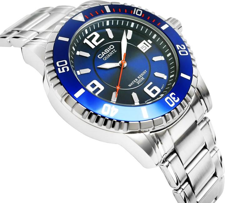 Actual product image Casio Collection - MTD-1053D-2A (Sports watch, 43 mm)