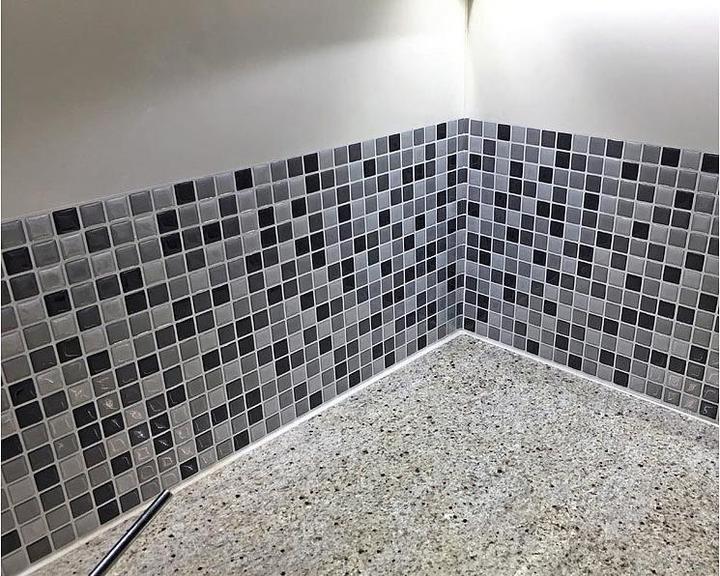 Produktbild Infactory Selbstklebende 3D-Mosaik-Fliesenaufkleber "Dezent", 3er-Set