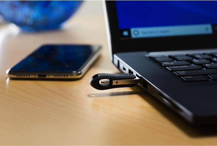 Actual product image SanDisk iXpand Go (256 GB, Lightning, USB-A)