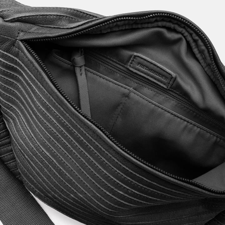 Produktbild FredsBruder Layer Umhängetasche Leder 38 cm