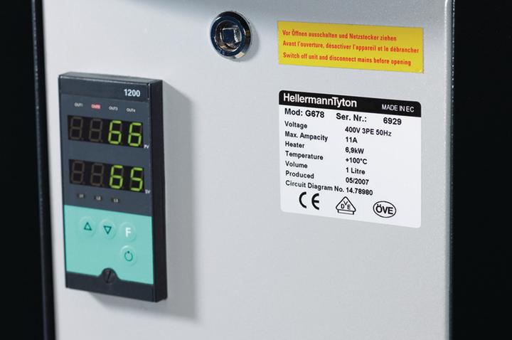 Actual product image HellermannTyton Vehicle identifikation plate label 1204