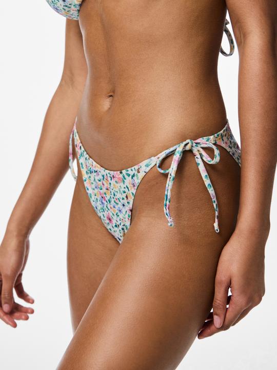 Actual product image Pieces PCASINE Bikinihose (XL)