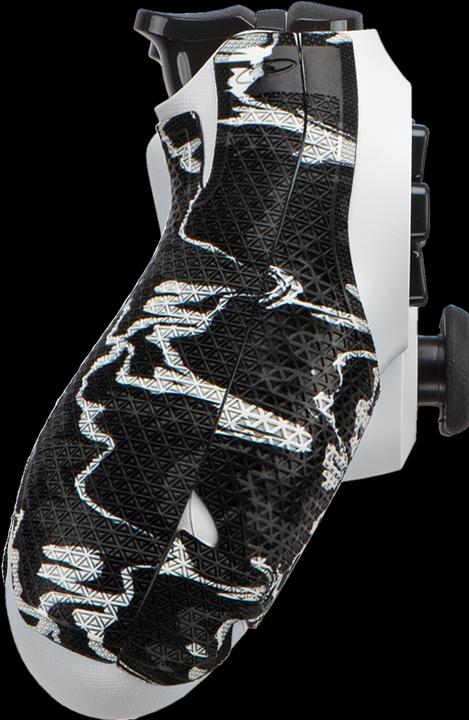 Actual product image Lizard Skins Playstation 4 - Black Camo (cropped, 0.5mm) (PS4)
