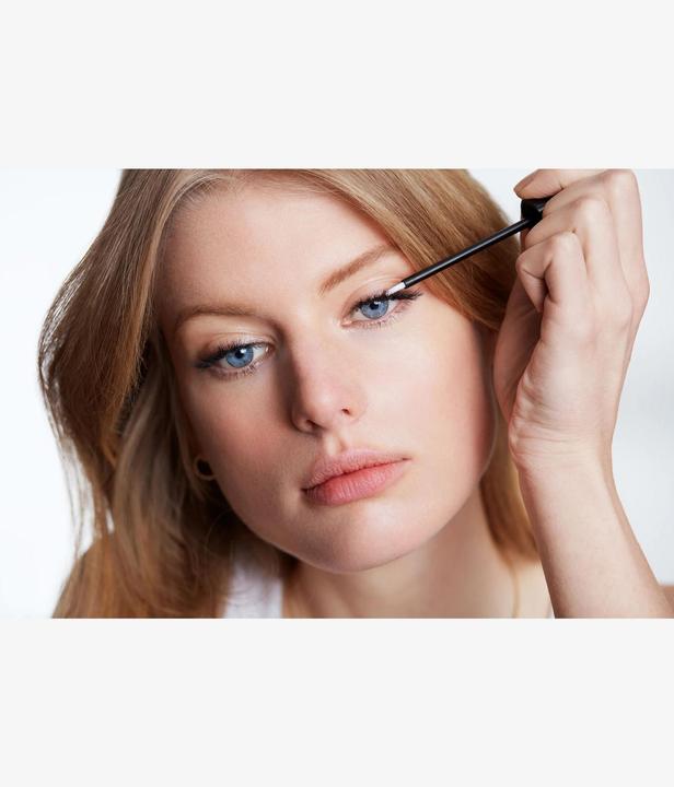 Produktbild M2 Beauté - Eyelash Awakening Serum (4 ml)