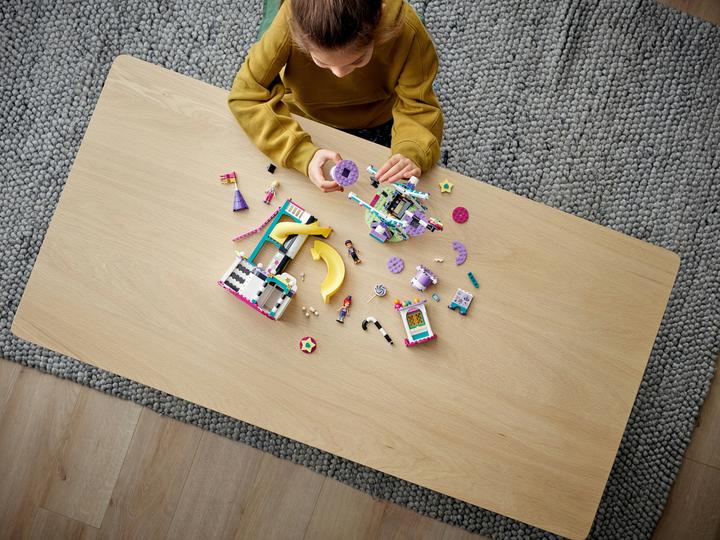 Immagine prodotto LEGO La Ruota panoramica e lo scivolo magici (41689, LEGO Friends)