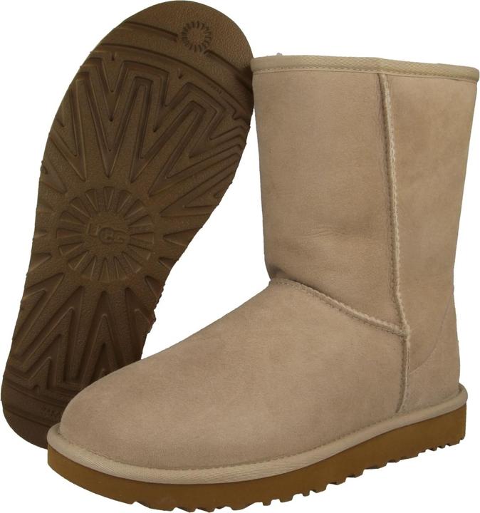 Actual product image Ugg Classic II Short (38)