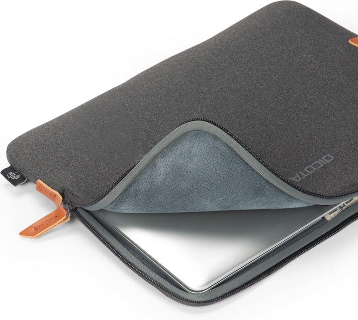 Actual product image Dicota Skin URBAN 14 anthracite (14", Apple)