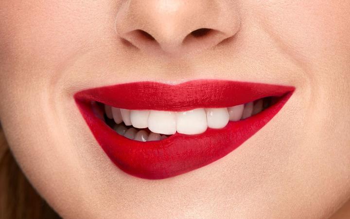 Actual product image Pupa Milano I'm Loveproof Kiss Me Red (011 Kiss Me Red)