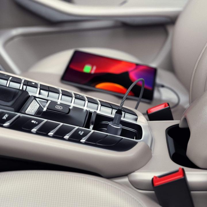 Actual product image Satechi USB Dual Car Charger V2