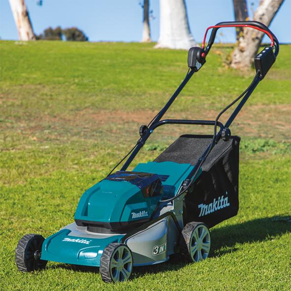 Immagine prodotto Makita DLM460Z (Batteria ricaricabile)