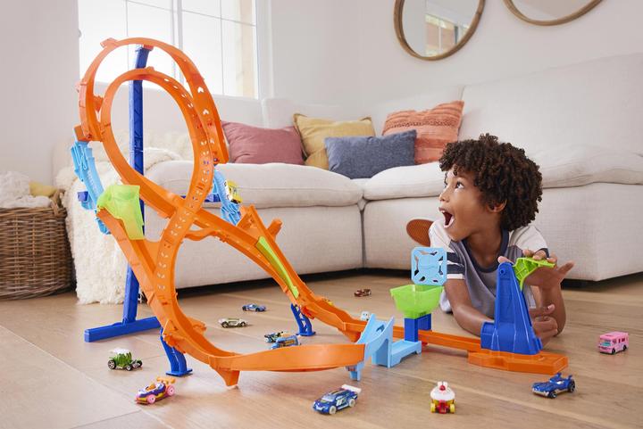 Image du produit Hot Wheels Action Figure-8 Jump