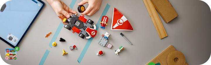 Actual product image LEGO Mario Kart - Standard Kart (72032, LEGO Super Mario)