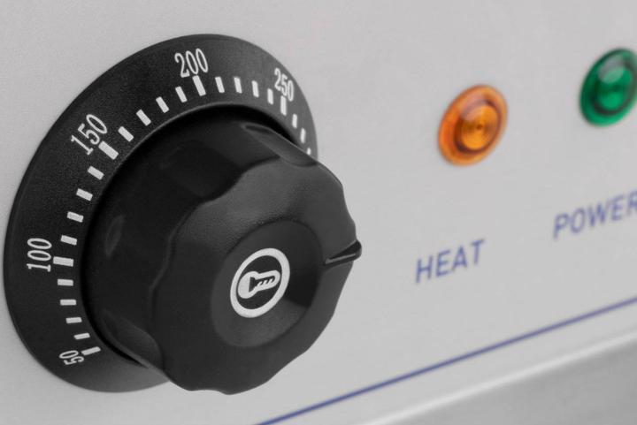 Produktbild Royal Catering Doppelgrill Elektro Grillplatte Doppelt Griddleplatte Gastrobräter 6.400 W 60 cm (0.01 kW)