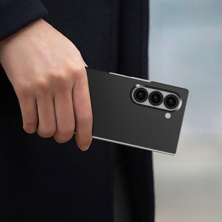 Actual product image Spigen Airskin (Samsung Galaxy Z Fold6)