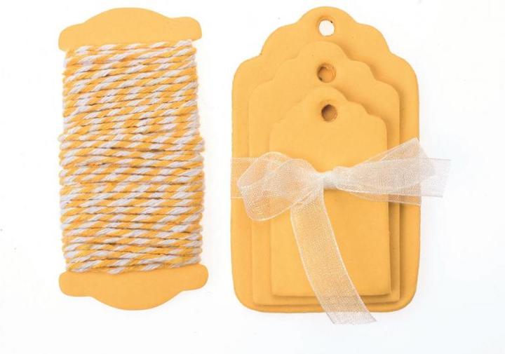 Produktbild Glorex Papier-Anhänger mit Kordel (Geschenkverzierung, 15 x)