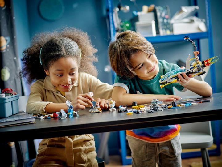Produktbild LEGO Erkundungsmissionen im Weltraum (60354, LEGO City)